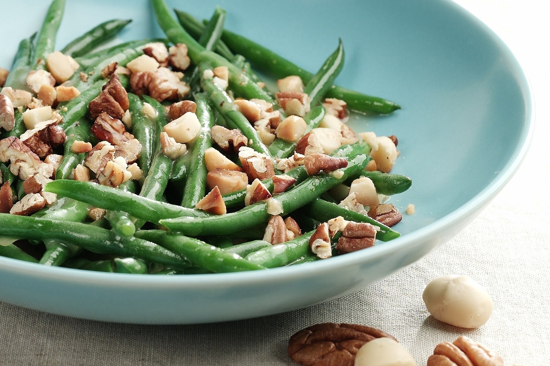 Grüner Bohnensalat mit Macadamia Nüssen