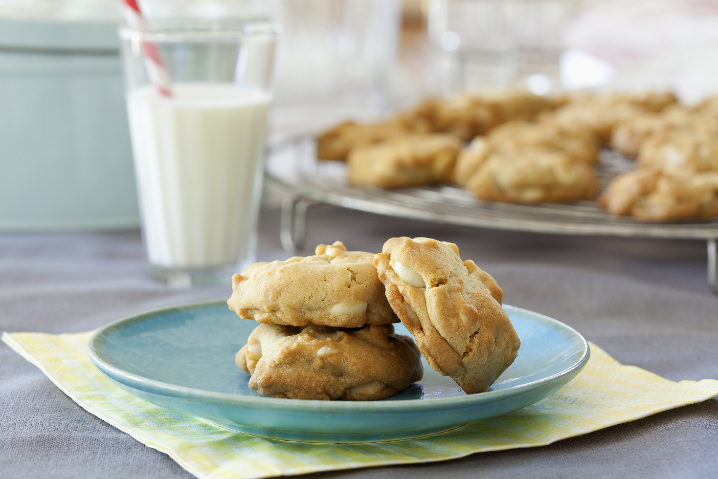 Cookies mit Macadamias und weißer Schokolade