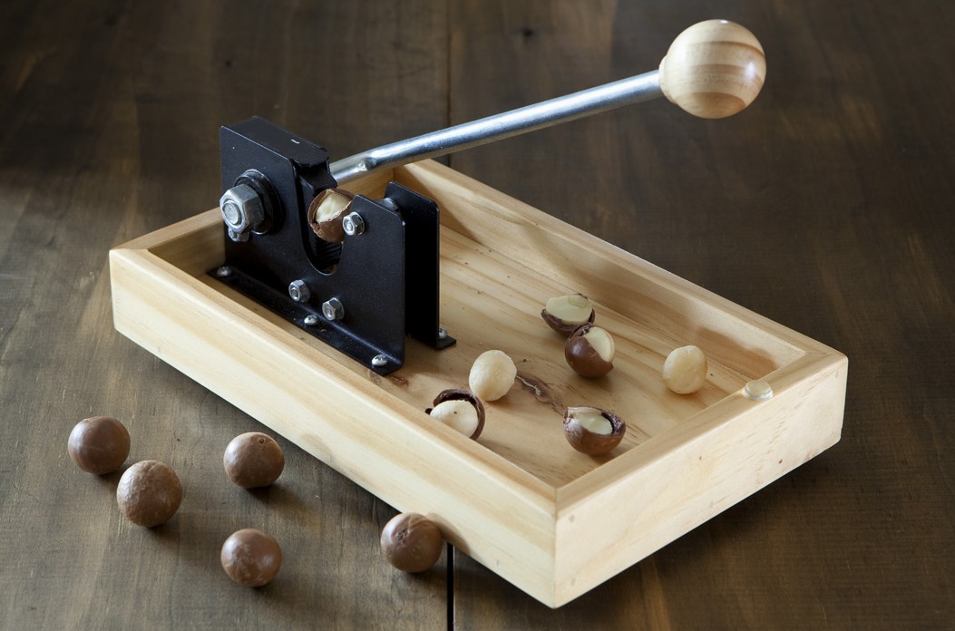 Leckere Macadamia Nüsse knacken? Gewusst wie!
