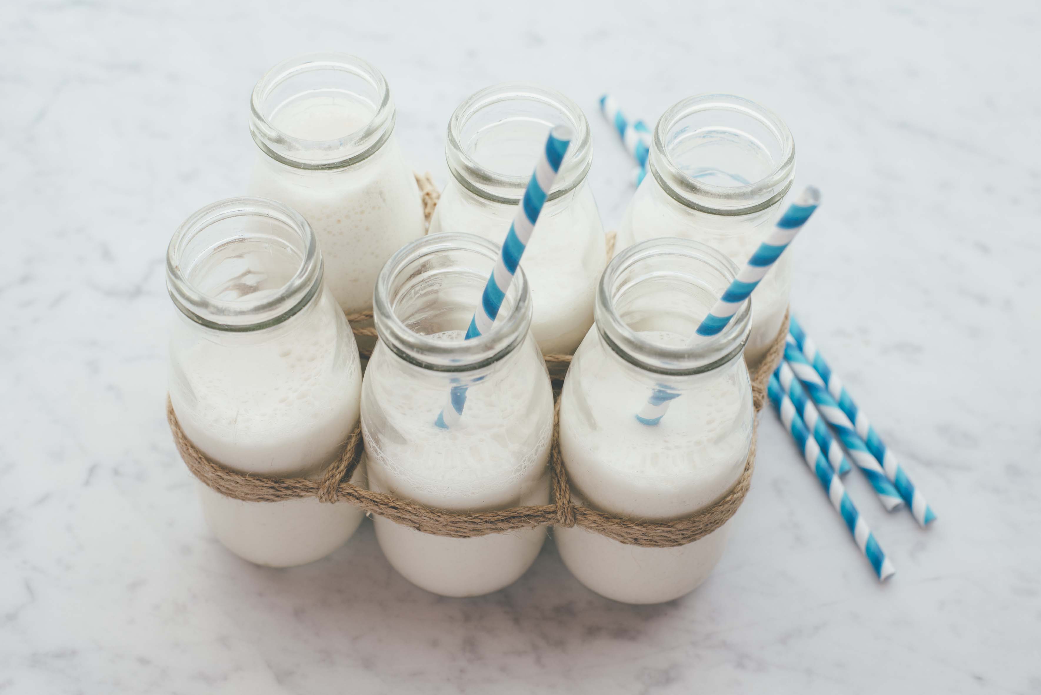 Milch, die an Bäumen wächst