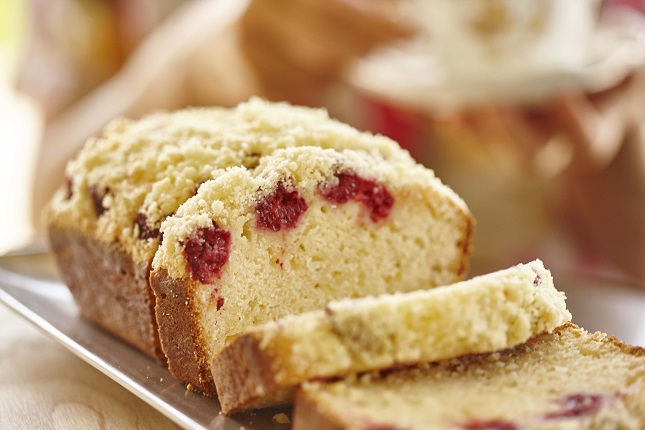 Macadamia-Himbeer-Limetten Streuselkuchen