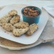 Chicken-Nuggets mit Quinoa und Macadamias
