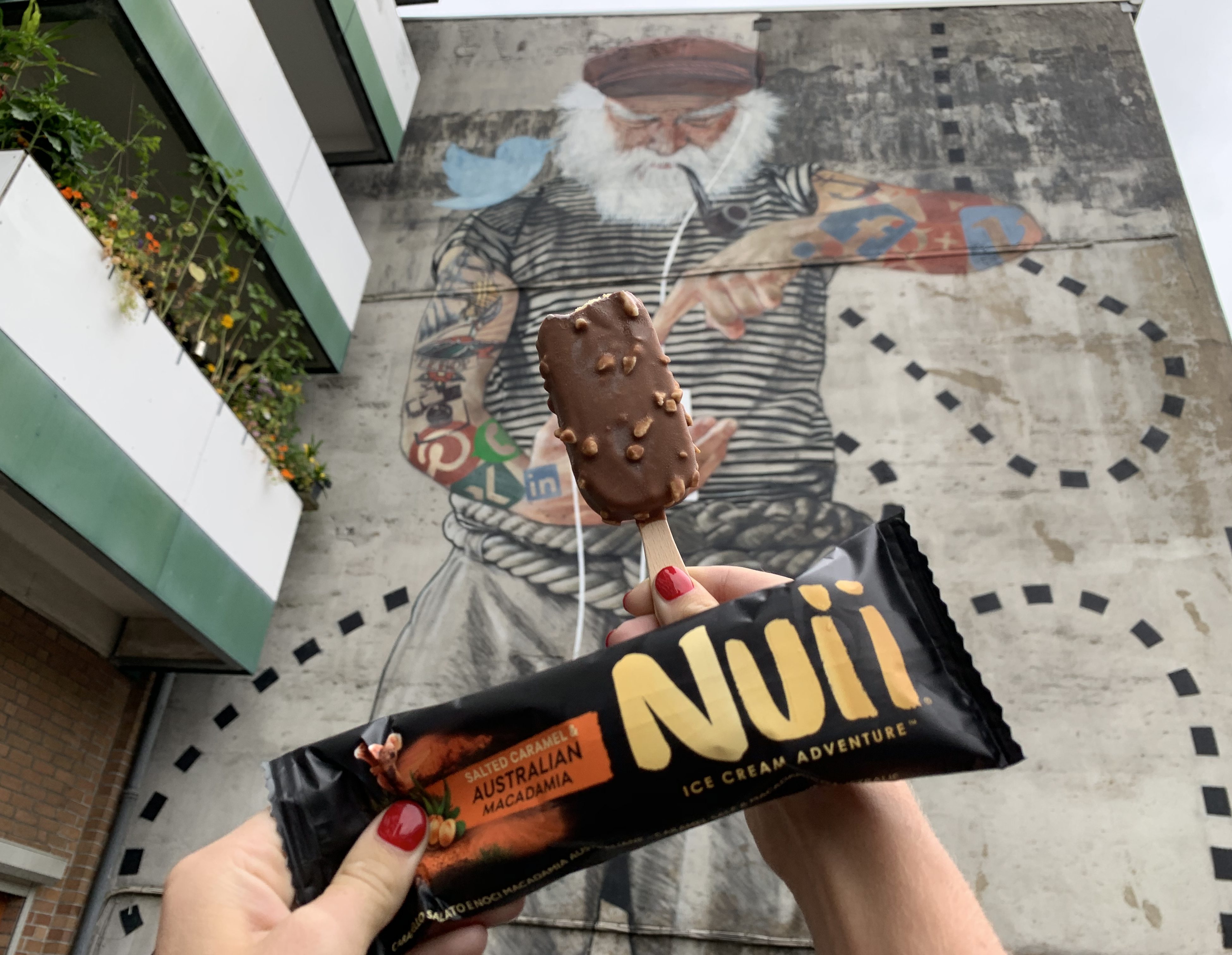 Produkttest: NUII Salted Caramel & Australian Macadamia Eis